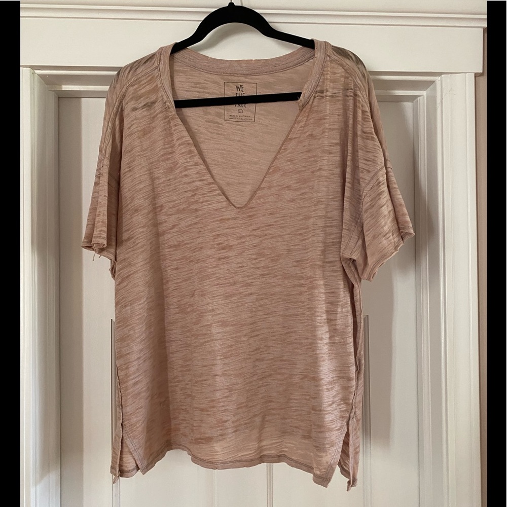 We The Free v neck tee Large